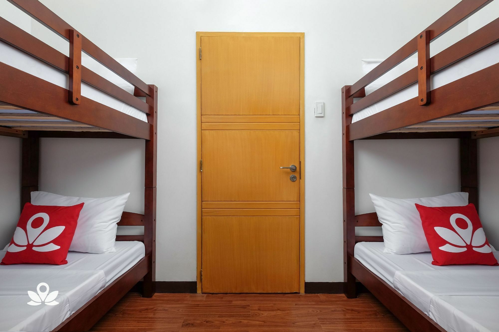 Zen Rooms Woodridge Mckinley Bgc タギッグ エクステリア 写真